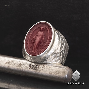 Anillo de plata de ley 925 de la Virgen María, sello de moneda griega antigua, anillo unisex hecho a mano con intaglio de vidrio rojo, anillo martillado para regalo de hombre