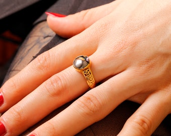 Natürliche Hämatit Kristall Triquetra Design Handgemachter Ring 24K Gold Plated 925Sterling Silber Ring Runde Edelstein Widder Geschenk Ring Mut Stein