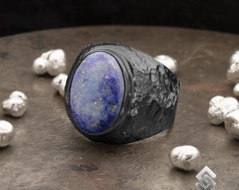 Hammered Men&#39;s Natural Lapis Lazuli Gemstone Ring, Black Oxidized 925K Silver Handmade Unisex Ring, Power Ring for Mens & Women&#39;s Gift