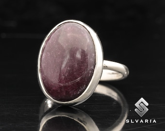 Natural Burgundy Jade Gemstone Ring, 925 Sterling Silver Ring, Oval Perfect Gift For Her, Statement Ring, Solitaire Ring, Boho Ring