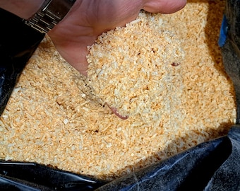 Sawdust / Wood Shavings / Bedding / Craft Filler