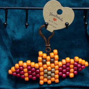 Llaveros Kandi Bat, prefabricados o personalizados, accesorio de cuentas de poni con forma de murciélago VelmaDinklyInspired