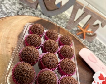 Brigadeiro Gourmet - Classic Brazilian Brigadeiros Box With 12