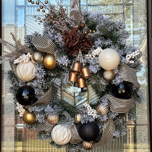 Ghirlanda natalizia, decorazione della porta, ghirlanda natalizia, ghirlanda fatta in casa
