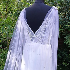 Elegant Lavender Purple Pearl Cape Veil,Beaded Cathedral Bridal Wrap,Wedding Cloak For Bride or Bridesmaid