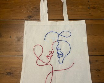 Sac en tissu / sac en jute brodé à la main (Line Art - Couple)