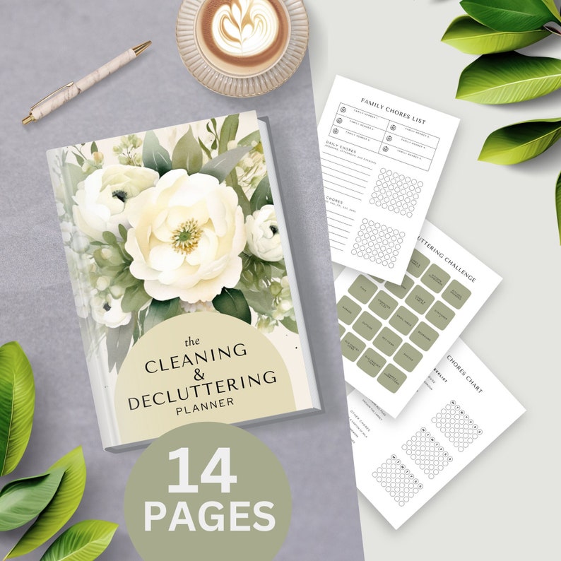 Puede incluir: Un planificador titulado "The Cleaning & Decluttering Planner" con una portada de dise&ntilde;o floral. La portada presenta flores blancas y hojas verdes. La imagen tambi&eacute;n muestra p&aacute;ginas sueltas con listas de tareas y un gr&aacute;fico de "14 PAGES".