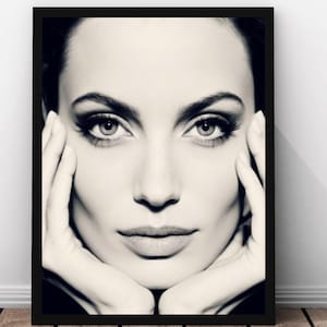 Angelina Jolie Portrait Poster Digital Download, Black and White Celebrity Wall Art, Hollywood Actress Printable, Glamorous Star Décor