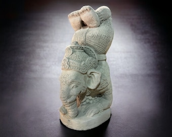 Ganesha in Kopfstand - Wetterfeste Steinguss-Skulptur (Maße: 42/16/20 cm)