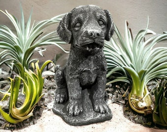 Niedlicher sitzender Labrador Welpe - Wetterfeste Steinguss-Figur (H/B/T): 19/11/14 cm frostsicher und witterungsbeständig