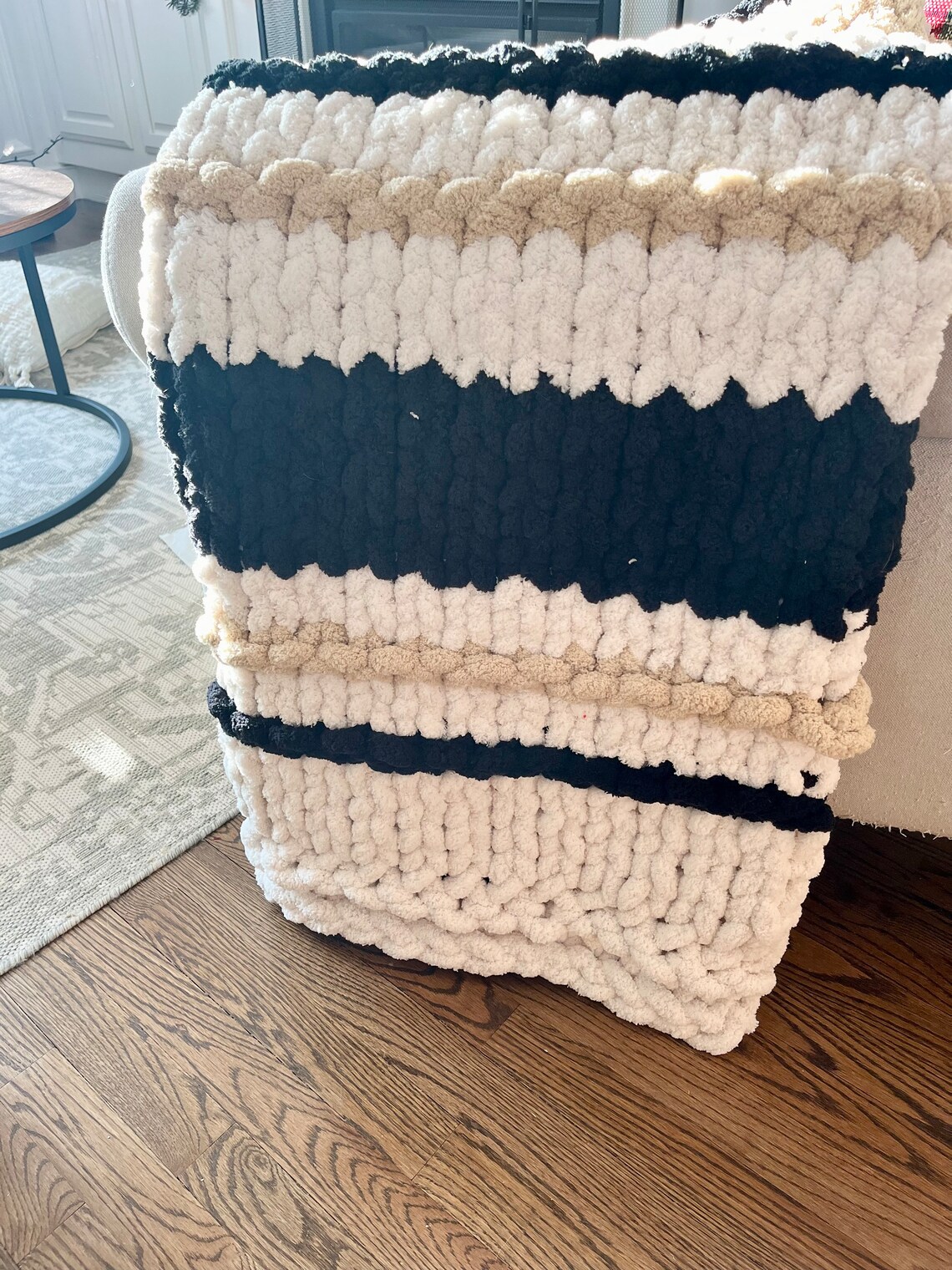 Agatha Taupe Knitted Blanket