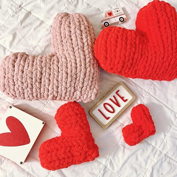 Chunky Knit Heart Pillow