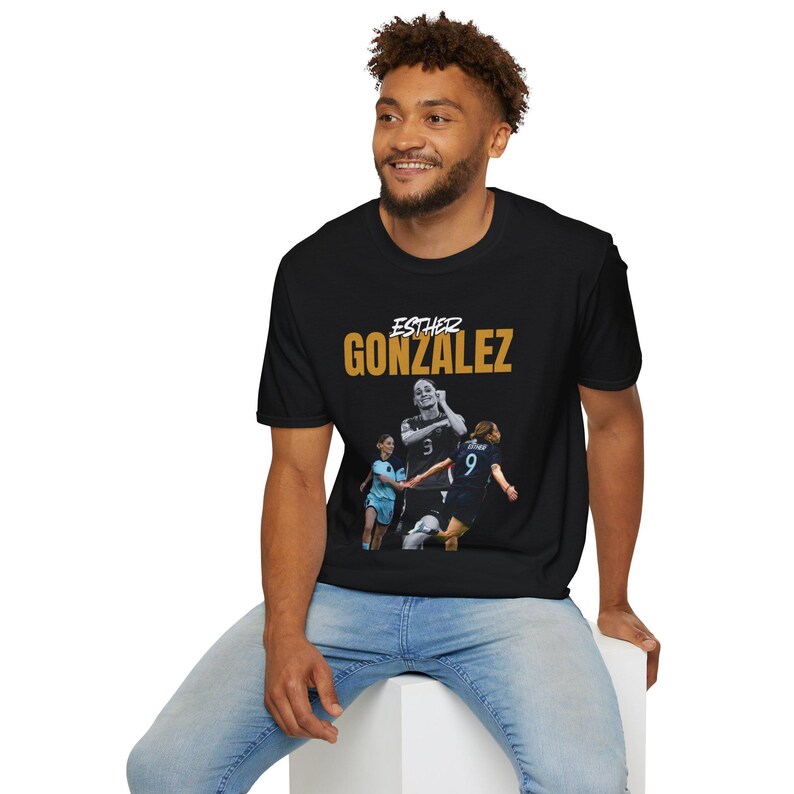 Esther Gonzalez Football Soccer Player Graphic T-Shirt |Gotham FC image 5