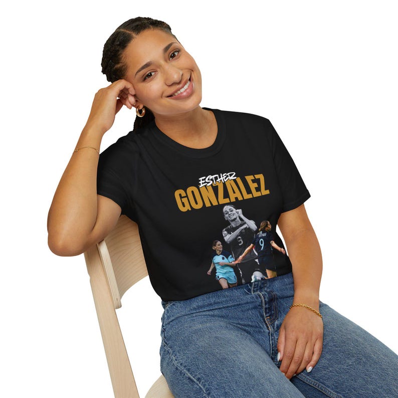 Esther Gonzalez Football Soccer Player Graphic T-Shirt |Gotham FC image 4