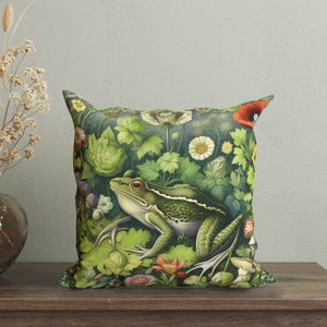 William Morris Inspired Frog Forest Pillow Cover, Country Farmhouse Frog Pillow, Cottagecore Floral Throw Pillow, Forest Botanical Cushion