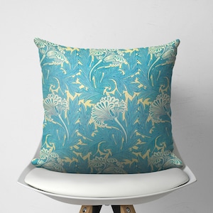 Poduszka William Morris Blue Leaf Square Pillow, poszewka na poduszkę Arts and Crafts, poduszka dekoracyjna z motywem botanicznym, akcent inspirowany stylem vintage, elegancki wystrój domu