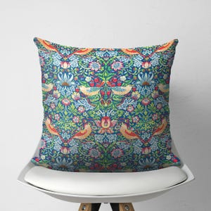 William Morris Strawberry Thief Decorative Pillow Case, Retro Designer Cushion Cover for Bed, Nature Inspired Accent Pillow for Living Room