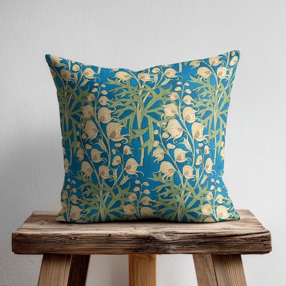 Kissenbezug mit William-Morris-Blumenmuster in Blau, Grün und Beige, Kissen im Arts-and-Crafts-Stil, dekoratives Kissen mit botanischem Motiv für Sofadekoration