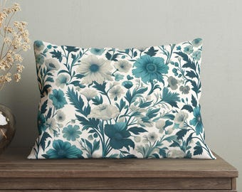 Coussin lombaire victorien floral avec fleurs bleues et bleu clair, insert inclus, élégant coussin décoratif, coussin cottage classique