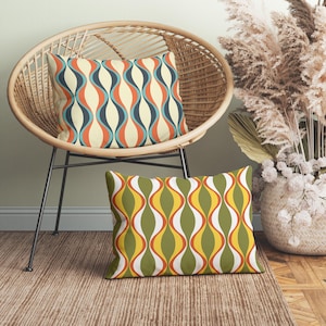 Retro Mid Century Modern Lumbar Pillow, Insert Included, Vibrant Geometric Decorative Cushion, Colorful Designer Lumbar Throw Pillow for Bed