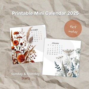 Könnte beinhalten: Druckbarer Mini-Kalender für 2025 mit zwei Designs. Das erste Design zeigt einen Blumenstrauß mit getrockneten Blumen in Orange-, Braun- und Weißtönen. Das zweite Design zeigt einen Blumenstrauß mit getrockneten Blumen in Blau-, Weiß- und Grautönen. Beide Kalender sind 4x4 Zoll groß und beginnen mit Sonntag und Montag.