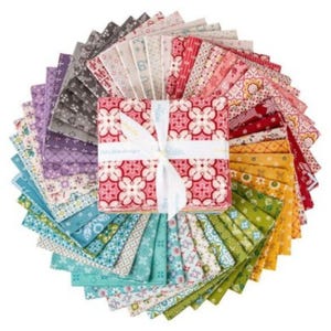 Piece & Plenty Fat Quarter FQ Bundle, 48pcs from Lori Holt FQ-15870-48