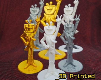 Statuetta da collezione di Tenna di Deltarune, stampata in 3D e decorata per la scrivania, progettata da Dotflare.