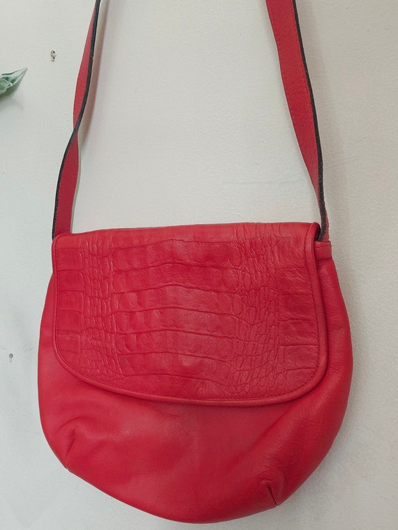 80s red crossbody bag - image 4