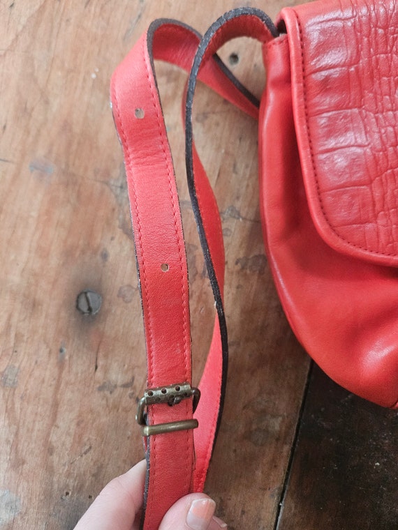 80s red crossbody bag - image 7