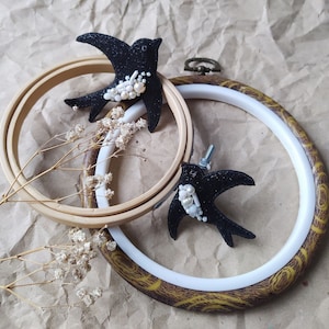 Gift set Swallows Handmade Beaded Brooch, Birds jewelry, Black birds, beaded birds