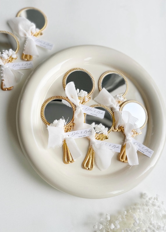 Personalized Gold Mirror Wedding Favor | Hand Mirror Gift with Names | Henna Night, Bridal Shower & Wedding Guest Favor
