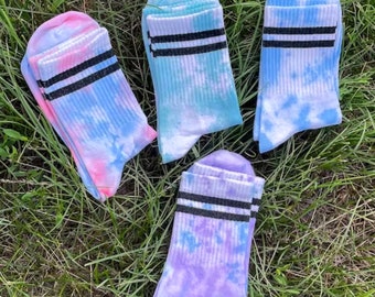 Tie Dye Crew Socks Set of 4 Pairs Various Colors