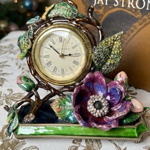 Jay Strongwater Camillia-wekker Purple Gardenia Little Bee Swarovski Leila