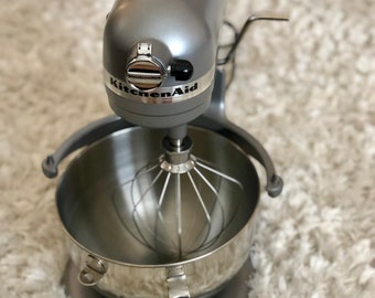 Vintage Charm Silver Kitchenaid Mixer - A Baker's Delight - Etsy