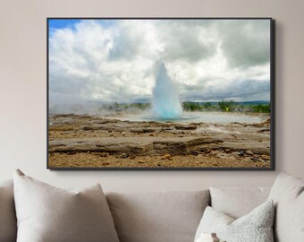 Islandzki gejzer Strokkur – wydruk na płótnie – Nordic Nature Photography