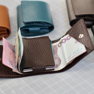 Carteira masculina, carteira de couro gravada para ele, carteira de couro minimalista, carteira de couro fina, porta-cartões para mulheres, carteira para cartão de crédito
