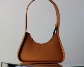 Borsa a tracolla in pelle pieno fiore realizzata a mano, borsa minimalista color caramello