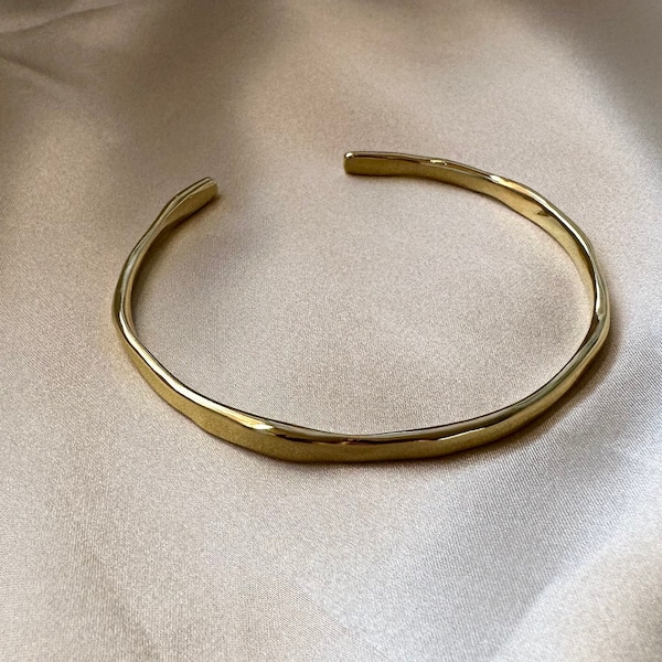 Gold Adjustable Bangle Bracelet, Gold Bangle, Adjustable Simple Bangle, Gold Bracelet, Unisex Bracelet, Thin Bangle, Simple Bracelet, Bangle