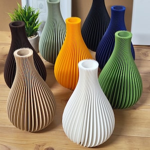 NOVA Curl | Eco | sustainable | 3D vase | Decorative vase | 3D printed vase | Planter | Modern flower vase | Vase | Designer vase
