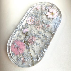 Resin Trinket Dish: Pressed Pink Flowers & Silver Leaf Oval Tray