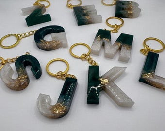 Handmade Resin Emerald Green Letter Keyring | Personalised Alphabet Inital Keychain with Gold Leaf | Birthday/Christmas/Baby Shower Gift