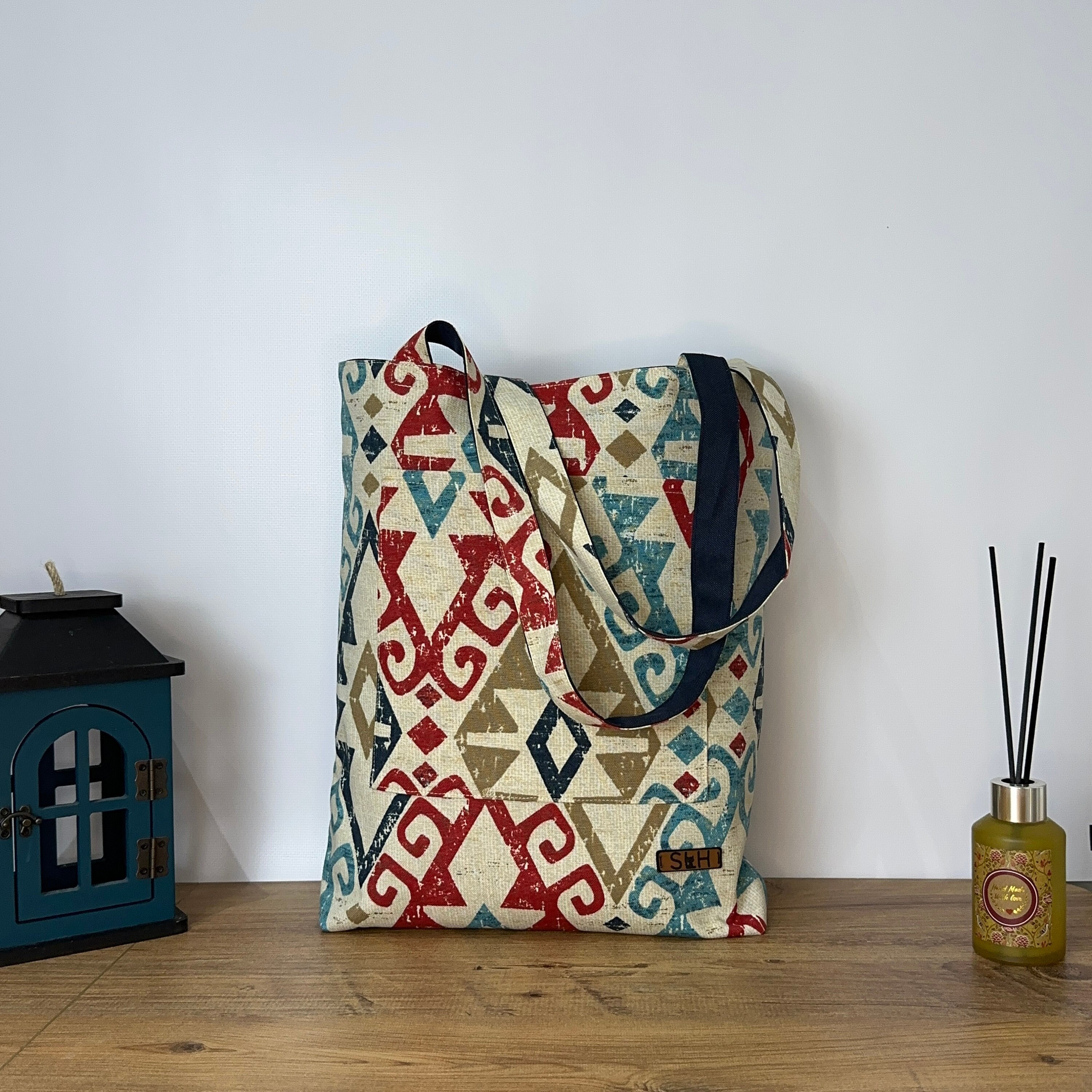 トルクメニスタン　幾何学模様刺繍　トートバッグ　ハンドメイド 両面布トートバッグ、幾何学模様プリント、リバーシブルショッピング