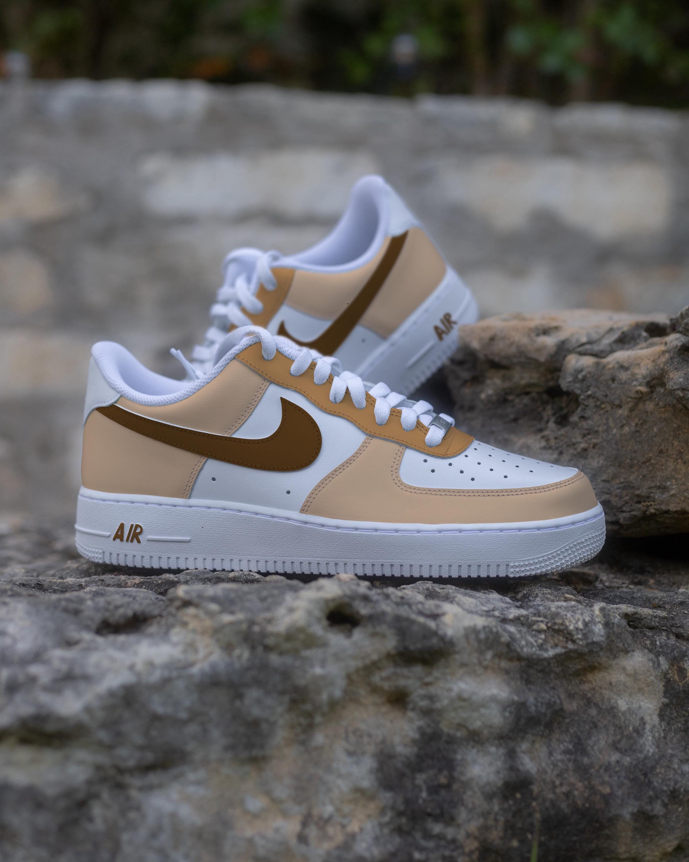 Nike Tan and Beige Low-Top Sneakers Nike SB Dunk Low Pro B Sneakers Parachute Beige – Drift House main image 3