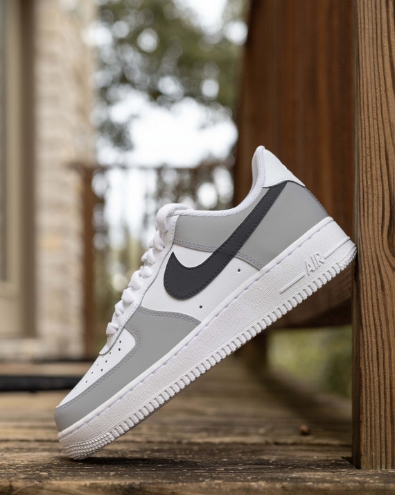 Nike Air Force 1 グレー/ホワイト/ブラック Nike Air Force 1 One Custom Gray / Black Shoes Sneakers - Etsy