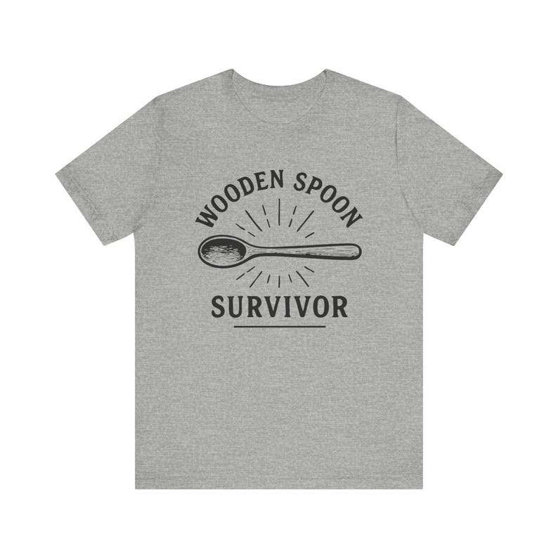 Wooden Spoon Survivor Funny T-Shirt - Hilarious Nostalgic Tee for Adults - Mother's Day Humor Shirt - Childhood Discipline Joke Tee afbeelding 6