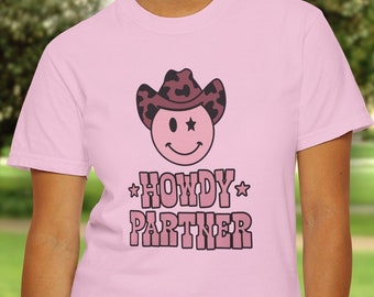 Howdy Partner T Shirt | Retro Western Wild West Tee, Cowboy, Cowgirl, Smiley Shirt, Y2K Clothing, Blossom Pink, Denim, Sage, Comfort Colors