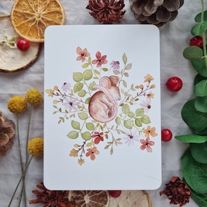 Carte de voeux souris endormie | Fleur aquarelle | A6 | Art festif | Carte de voeux illustrée | joyeuses pâques | Printemps