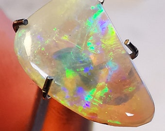 Lightning Ridge N9 crystal opal.1.00ct