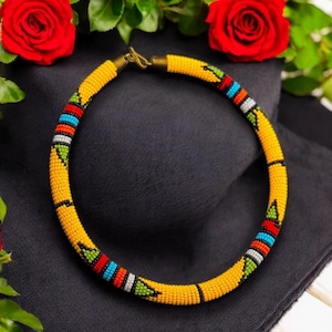 Handmade African Maasai Beaded Necklace – Zulu Tribal Red Choker with Colorful Patterns