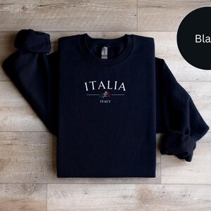Italia Sweatshirt, Italian Sweatshirt for Traveling, Travel Lover Sweater, Travel in Italy, Italian Style Sweatshirt, Italy Trip Souvenir